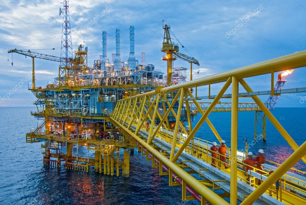 depositphotos_25354767-stock-photo-offshore-rig-in-twilight